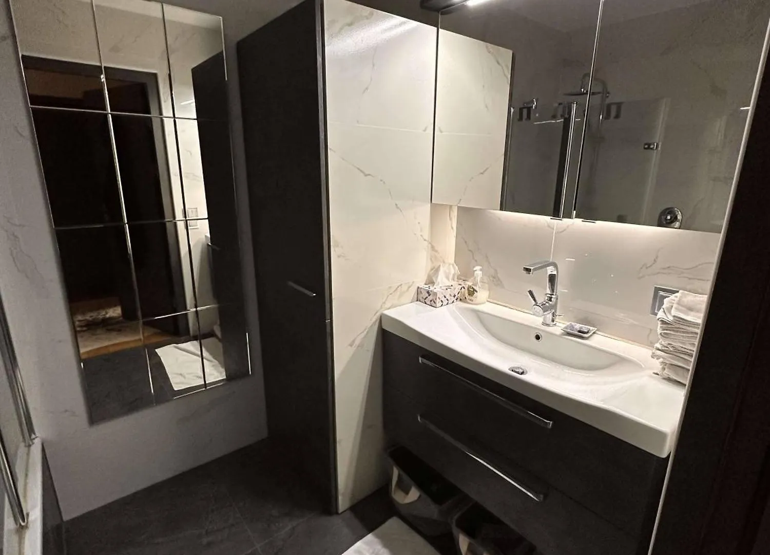 Lägenhet City-Penthouse Mit 4 Terassen Und Whirlpool Wien Österrike