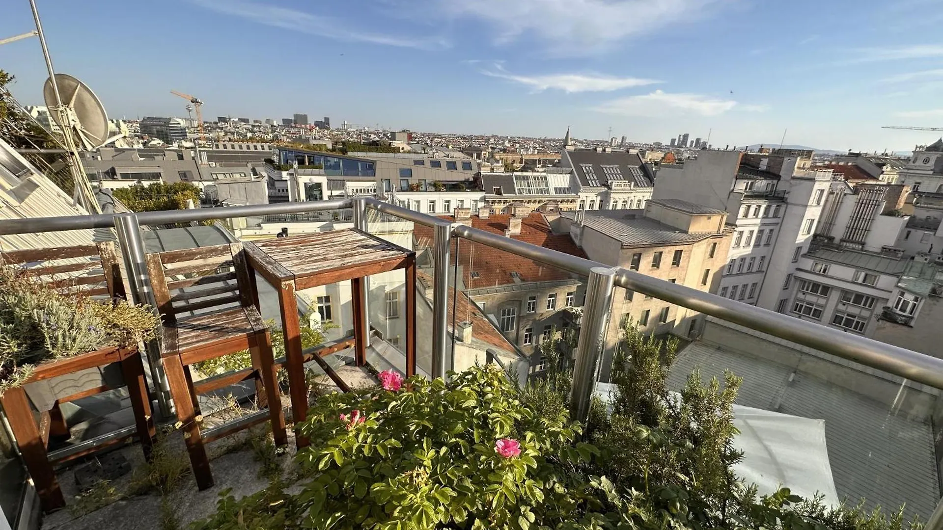 City-Penthouse Mit 4 Terassen Und Whirlpool Wien Lägenhet